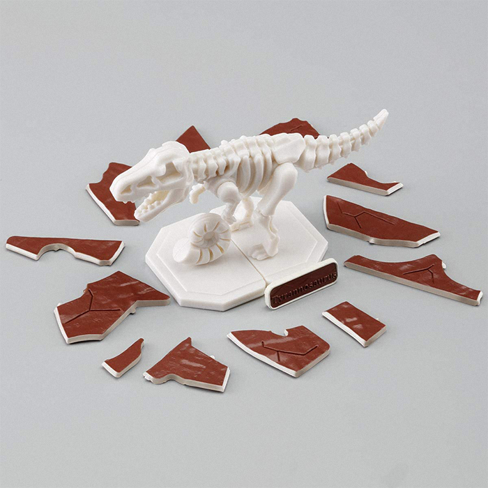 Bandai Tyrannosaurus Dinosaur Excavation Model Kit
